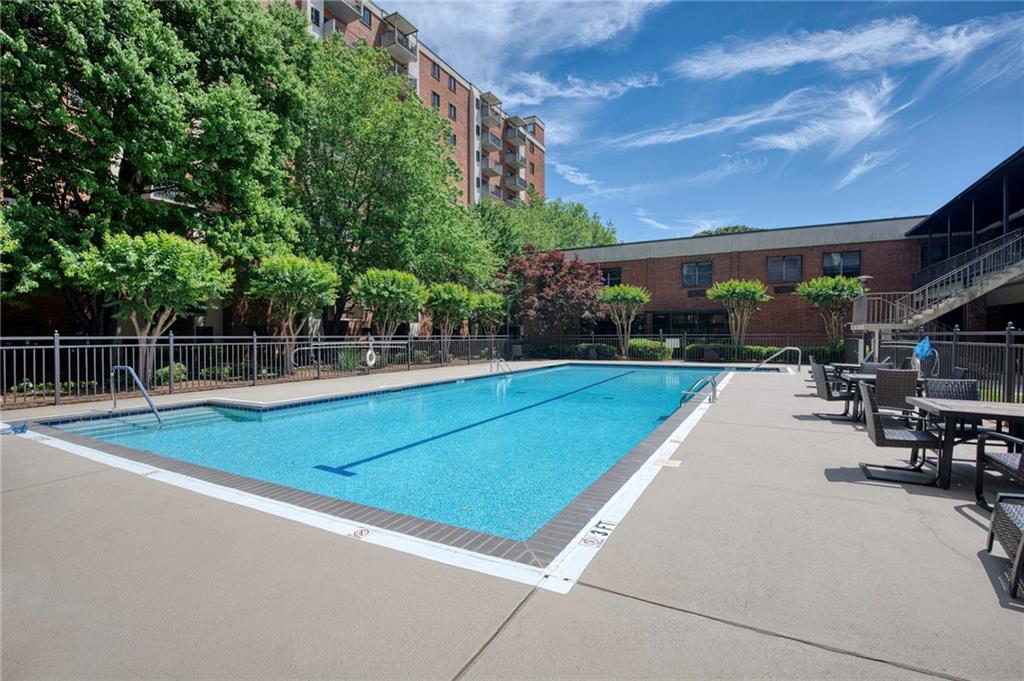 300 Johnson Ferry Road NE Sandy Springs GA 30328