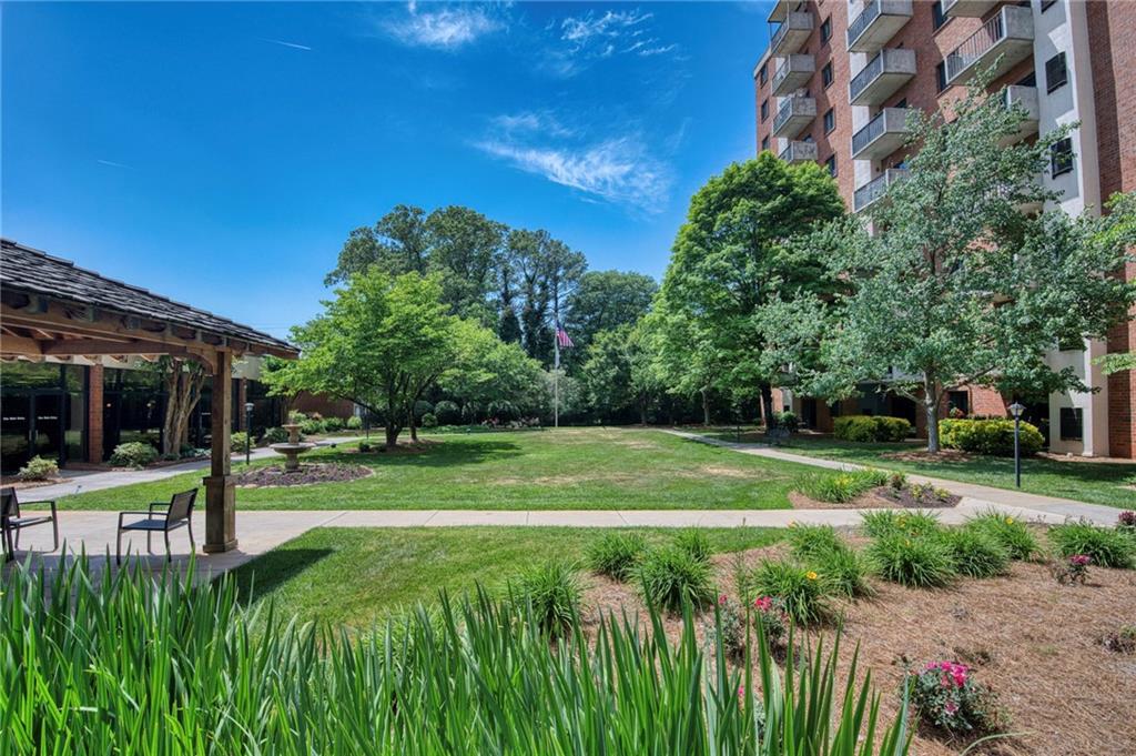 300 Johnson Ferry Road NE Sandy Springs GA 30328