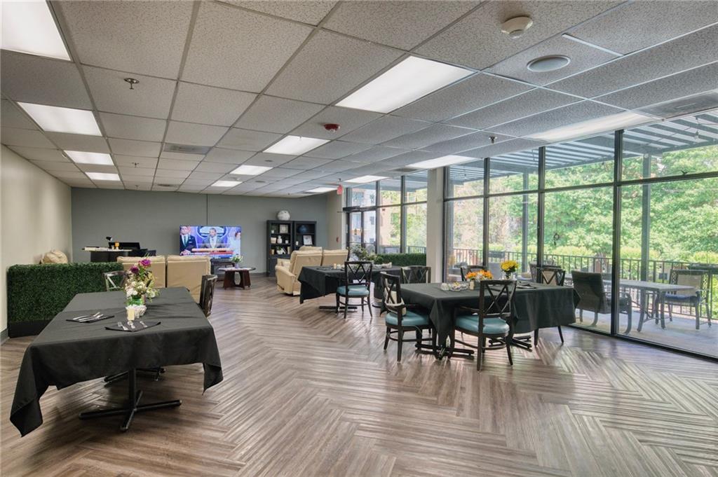 300 Johnson Ferry Road NE Sandy Springs GA 30328