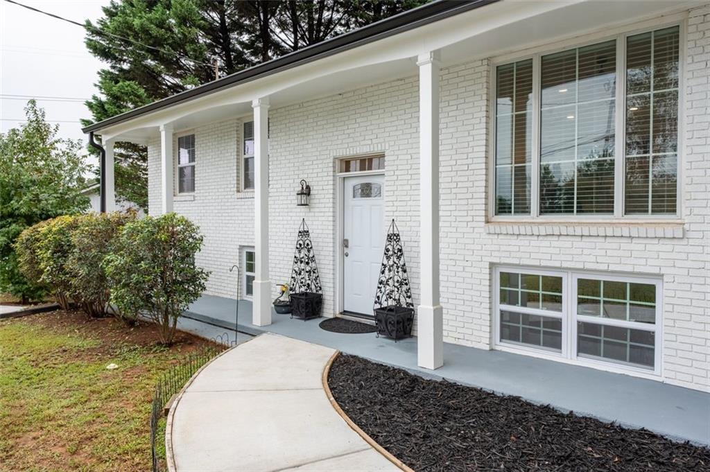 6216 Hayes Drive Norcross GA 30093