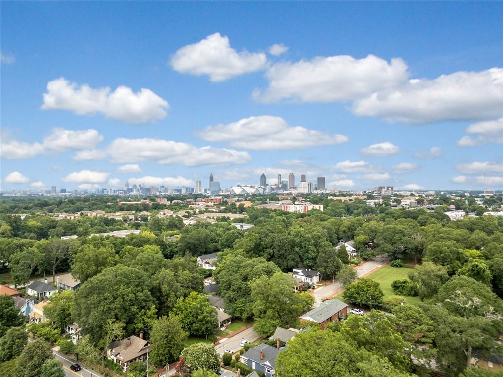 569 Lawton Street SW Atlanta GA 30310