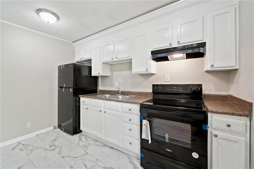 569 Lawton Street SW Atlanta GA 30310
