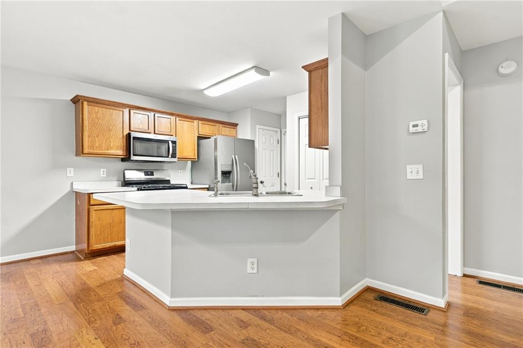 538 Parkstone Lane Woodstock GA 30189