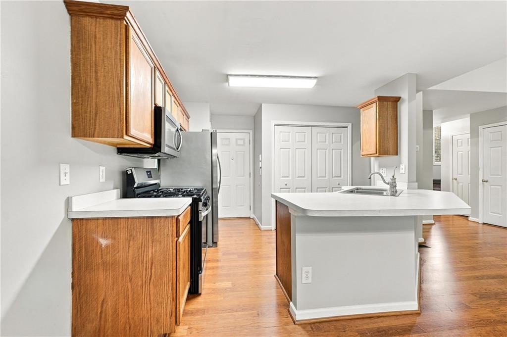 538 Parkstone Lane Woodstock GA 30189