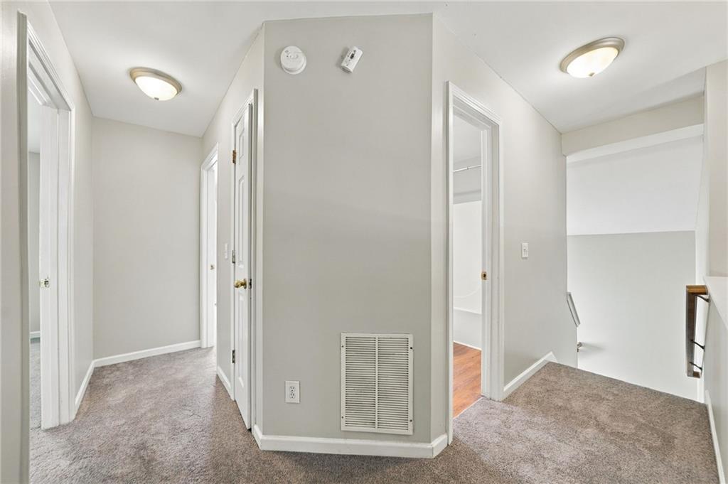 538 Parkstone Lane Woodstock GA 30189