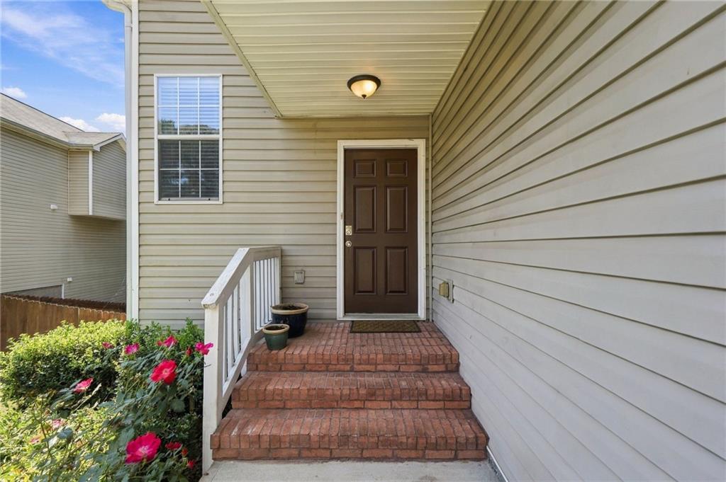 538 Parkstone Lane Woodstock GA 30189