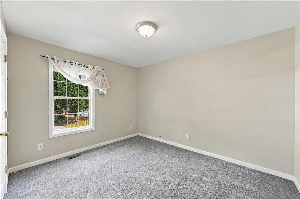 538 Parkstone Lane Woodstock GA 30189