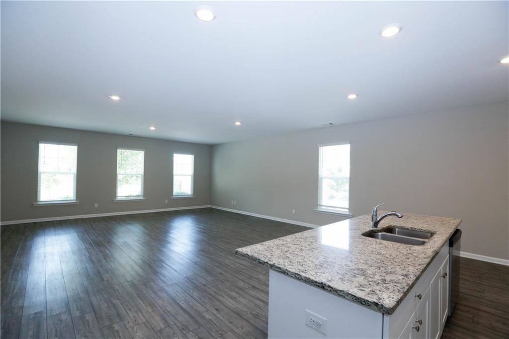 4355 Magpie Drive Hoschton GA 30548