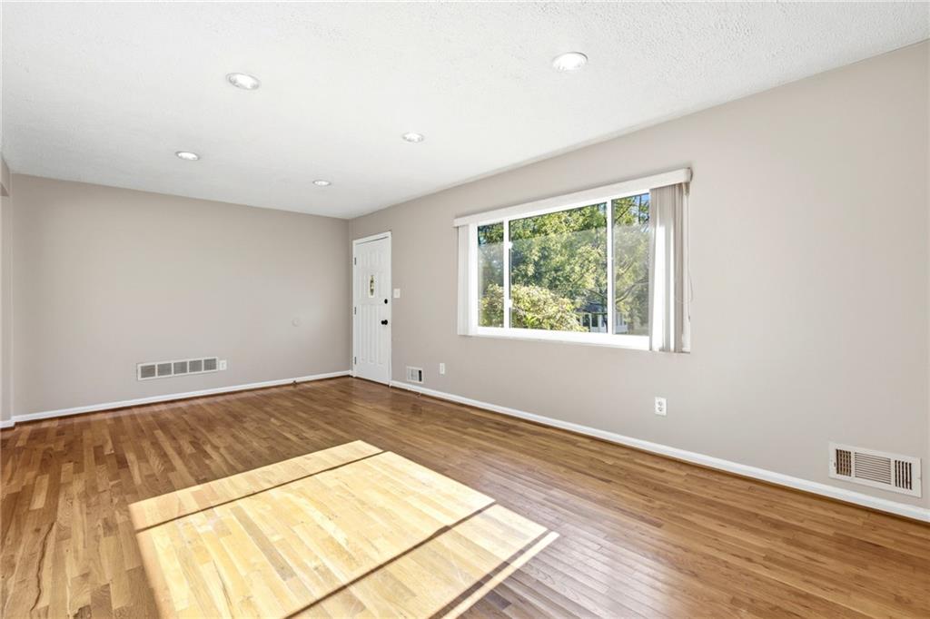 2938 Dover Drive Duluth GA 30096