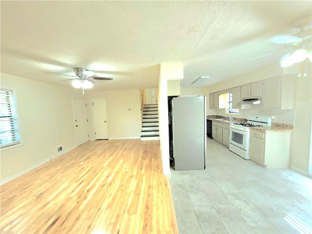 2716 Aruba Drive Powder Springs GA 30127