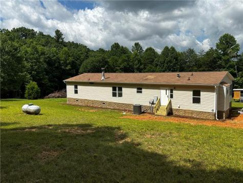 15 Bonanza Lane Young Harris GA 30582