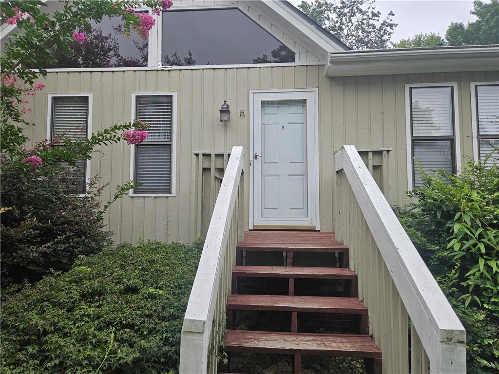 395 Monivea Lane Roswell GA 30075