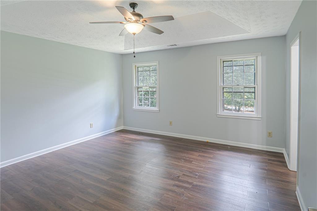 989 Gate Post Land Lawrenceville GA 30044