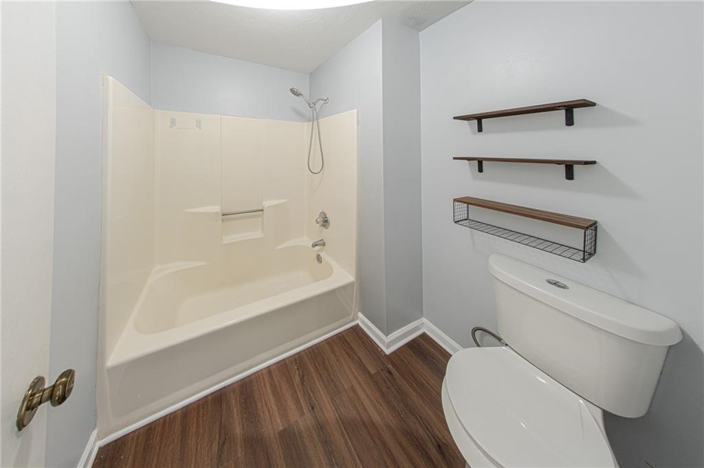 989 Gate Post Land Lawrenceville GA 30044