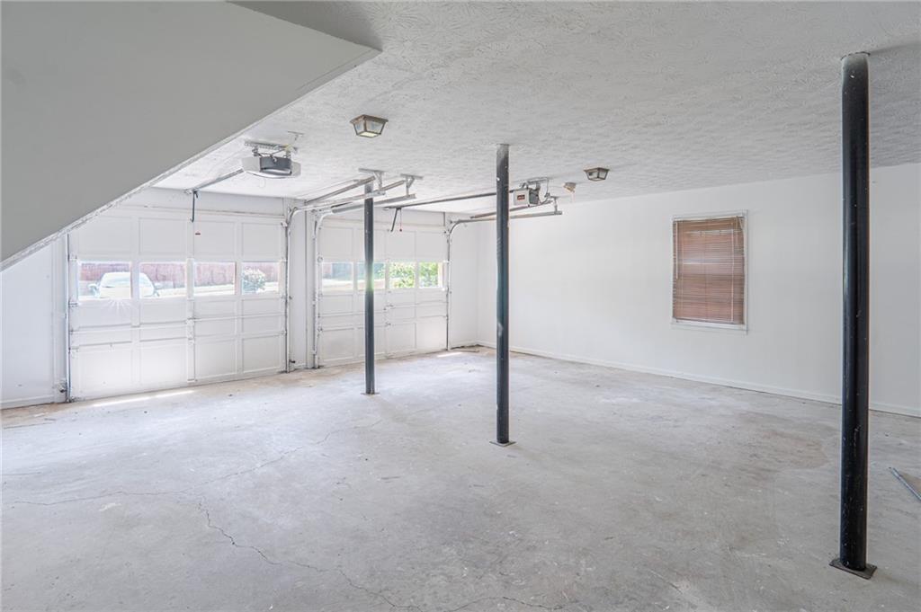 989 Gate Post Land Lawrenceville GA 30044