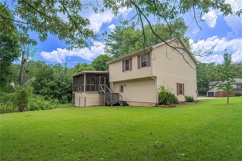 989 Gate Post Land Lawrenceville GA 30044