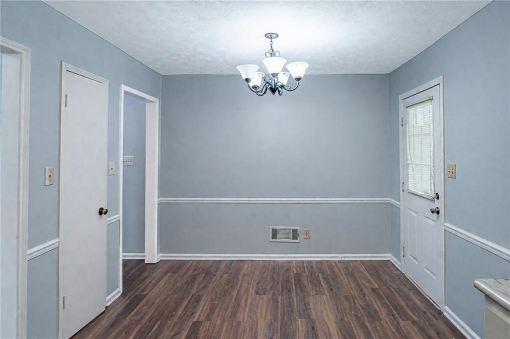 989 Gate Post Land Lawrenceville GA 30044