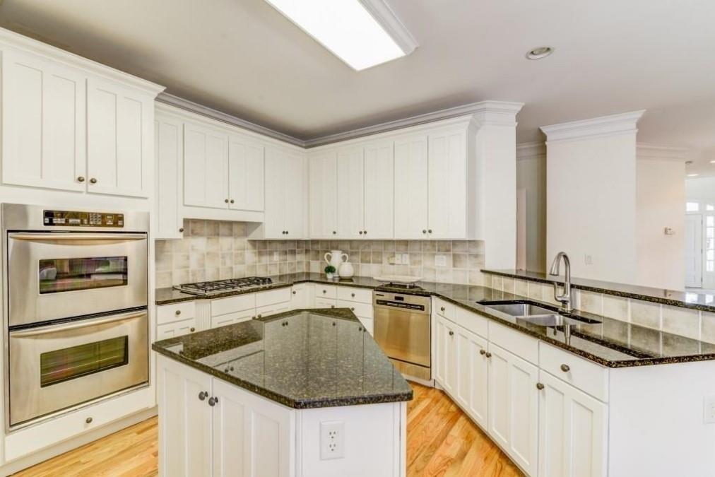 704 Longleaf Drive NE Atlanta GA 30342