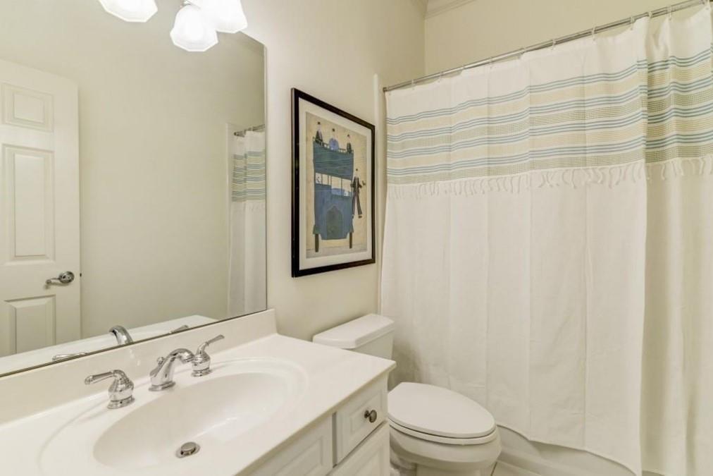704 Longleaf Drive NE Atlanta GA 30342