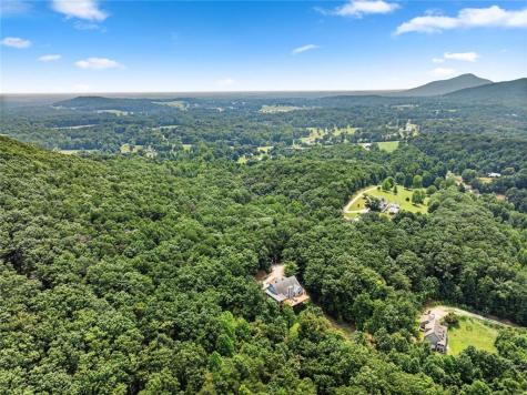 265 Lynda Lane Cleveland GA 30528
