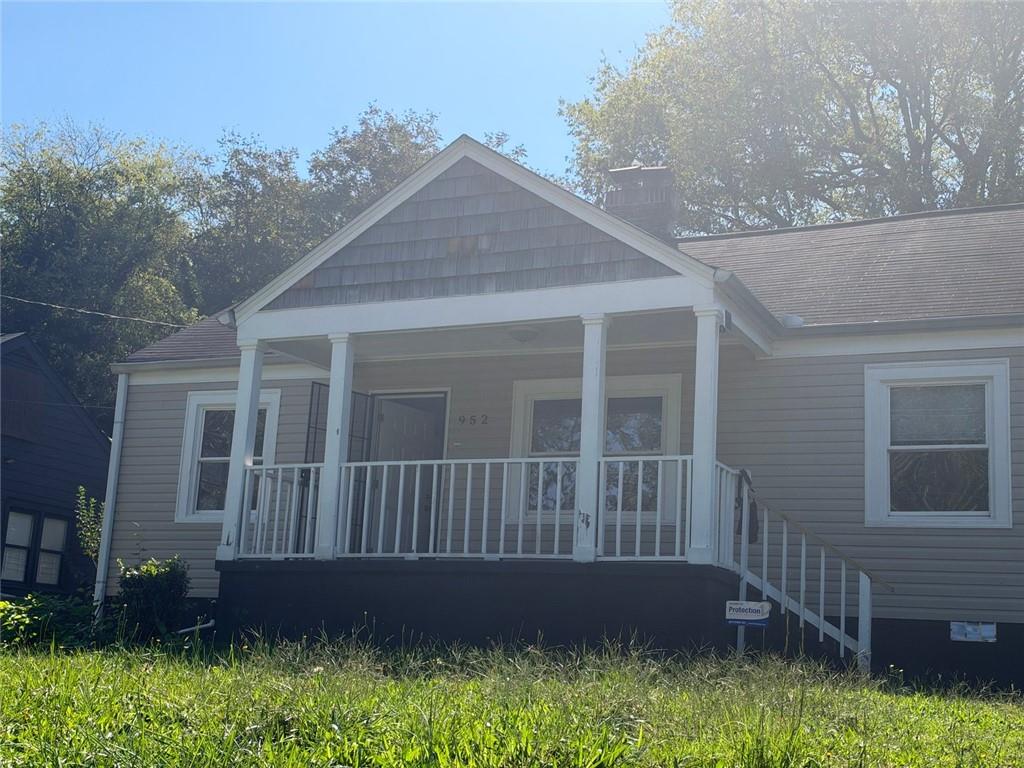 952 Estes Drive SW Atlanta GA 30310