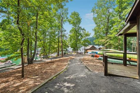 424 S Sanderlin Mtn Drive Jasper GA 30143