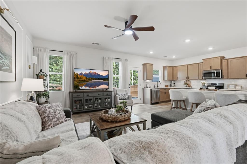 75 Pineview Drive Dawsonville GA 30534