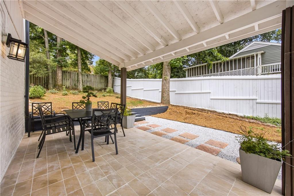 2220 Spring Mill Cove Dunwoody GA 30338