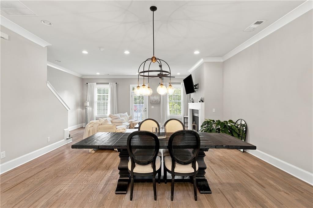 140 Clover Court Roswell GA 30075