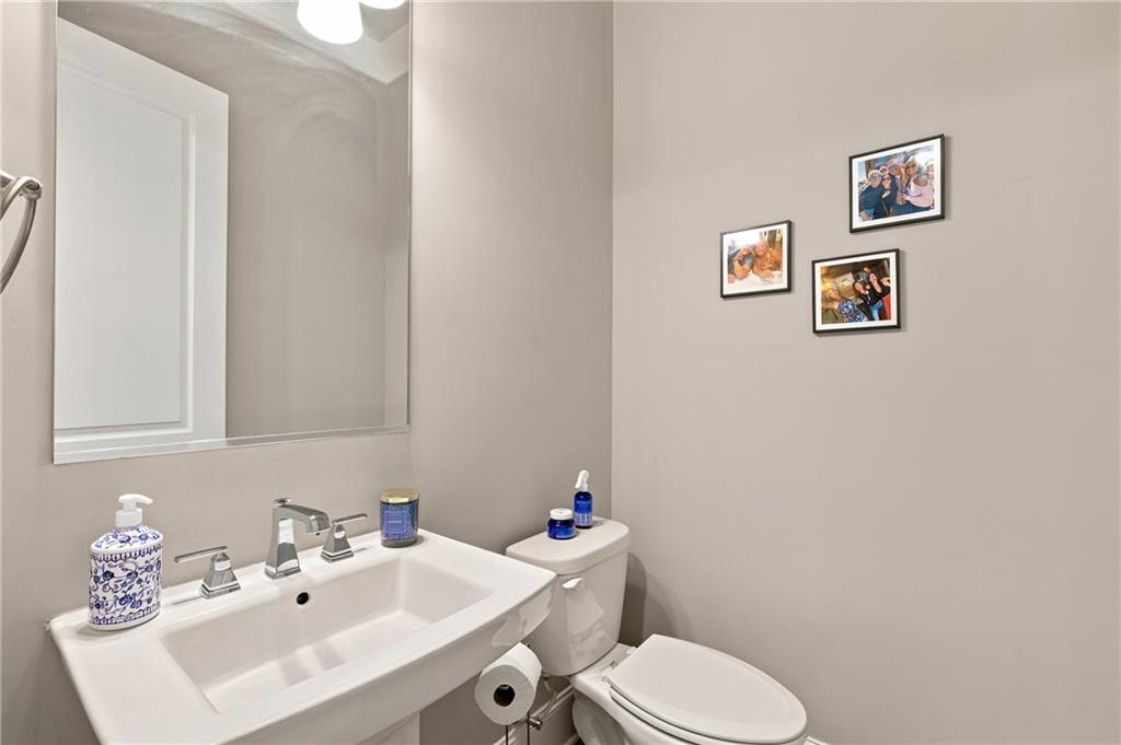 140 Clover Court Roswell GA 30075