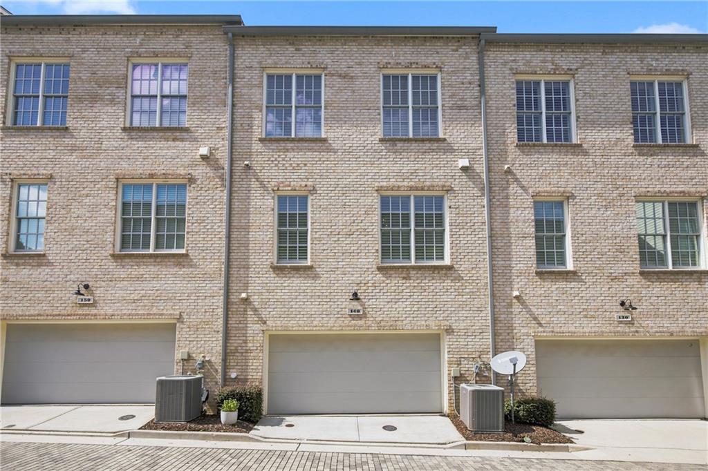 140 Clover Court Roswell GA 30075