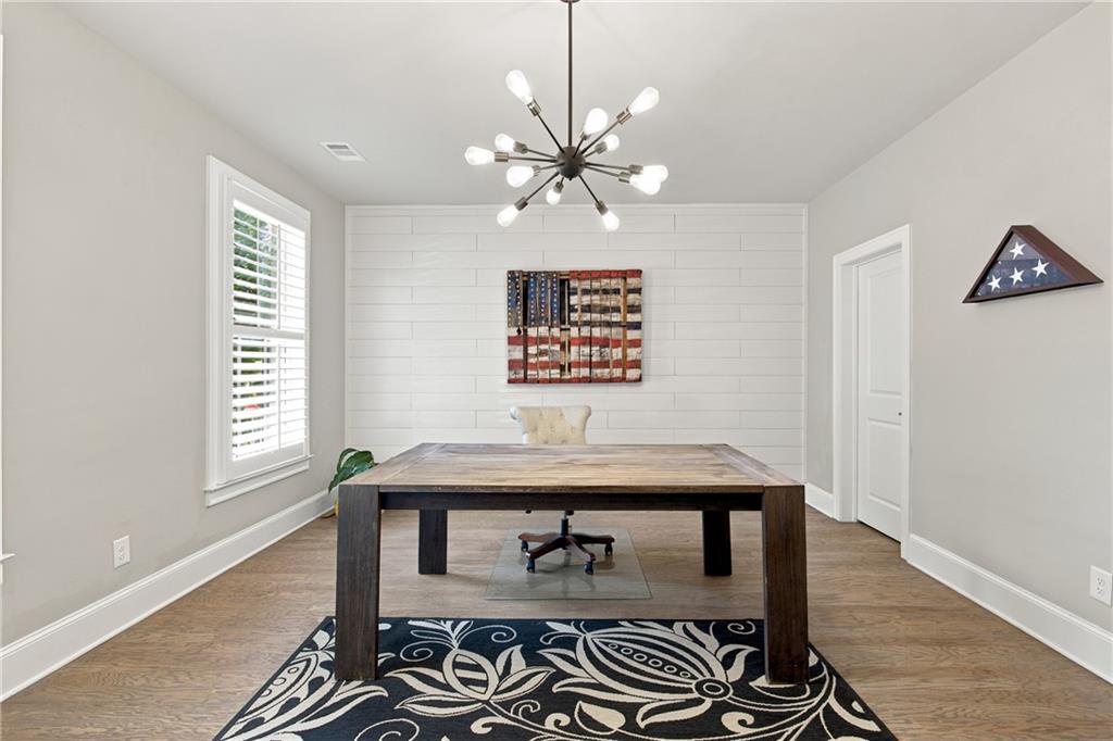 140 Clover Court Roswell GA 30075