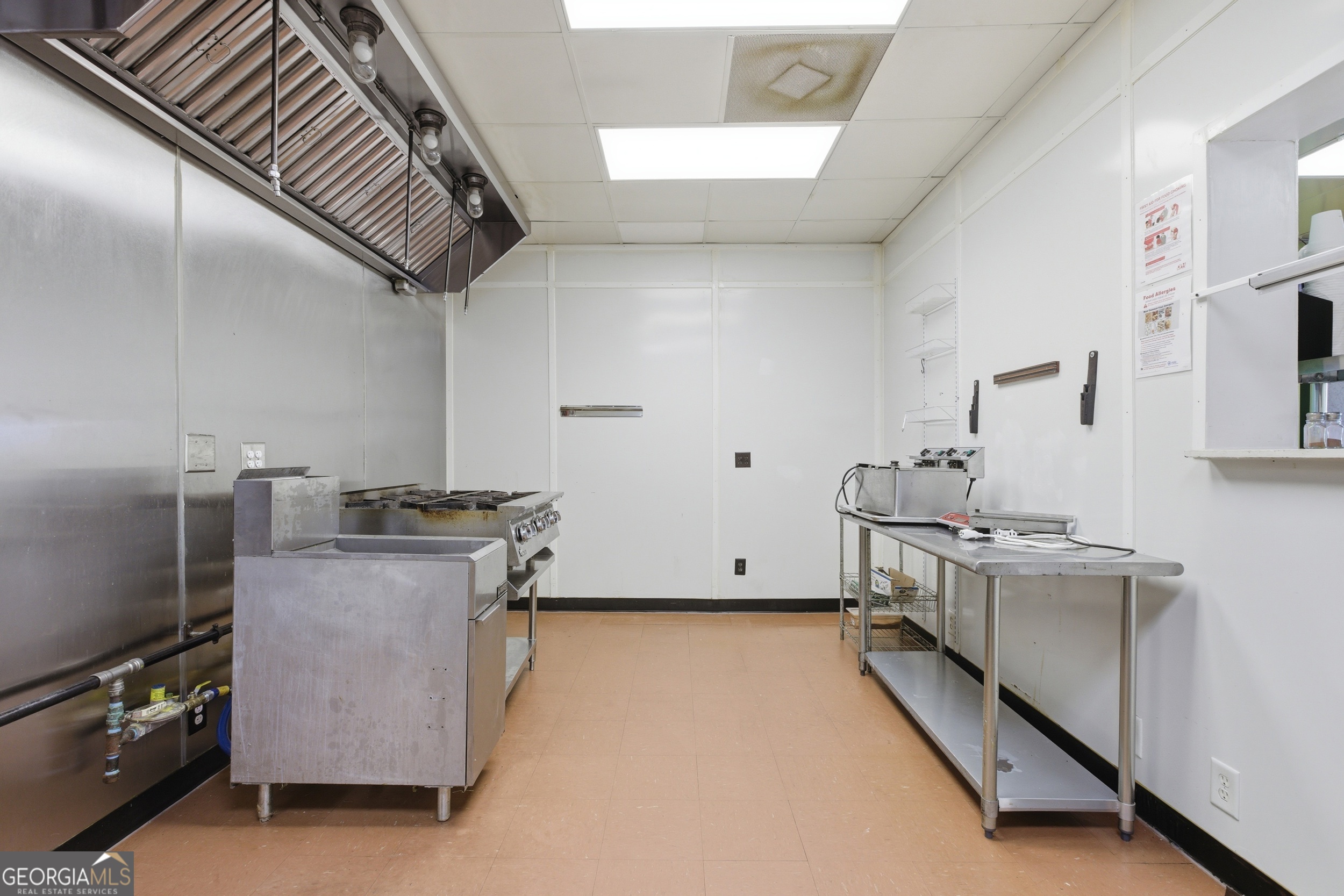 124 Clarkesville Plaza Clarkesville GA 30523