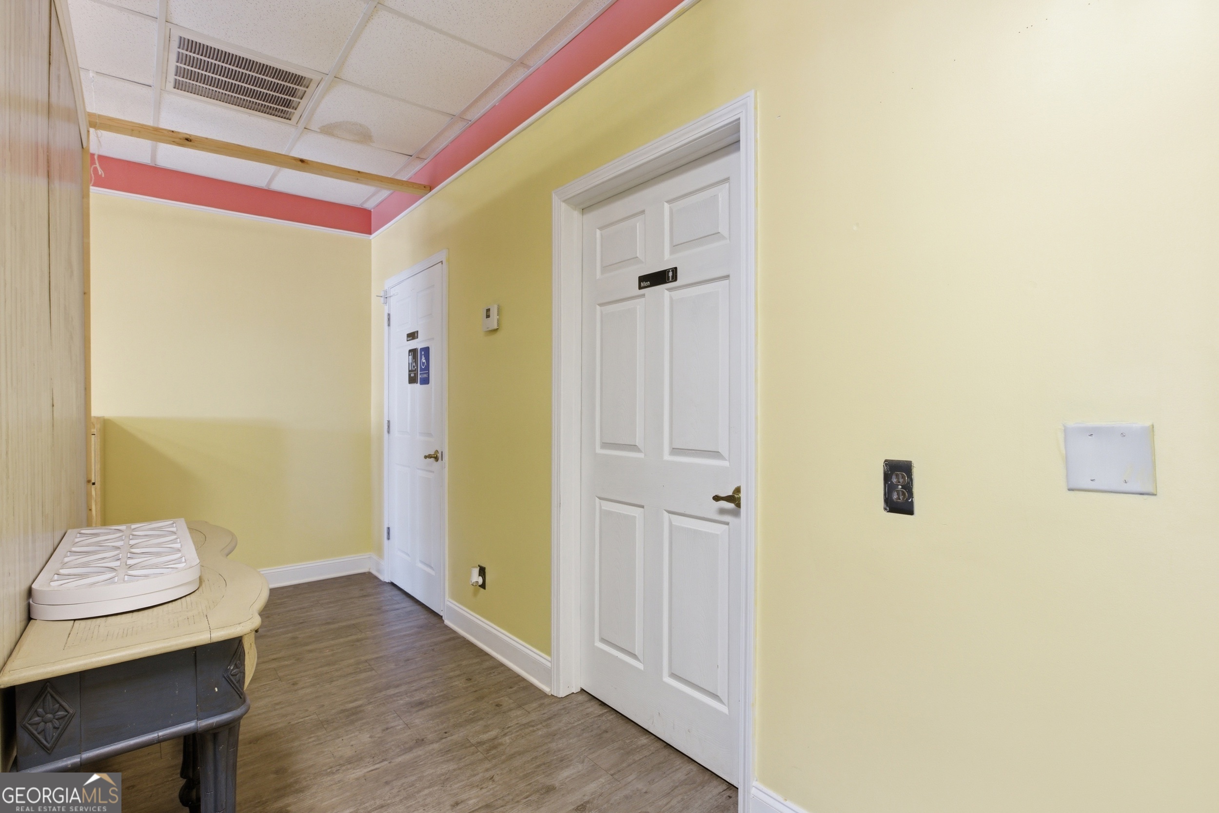 124 Clarkesville Plaza Clarkesville GA 30523