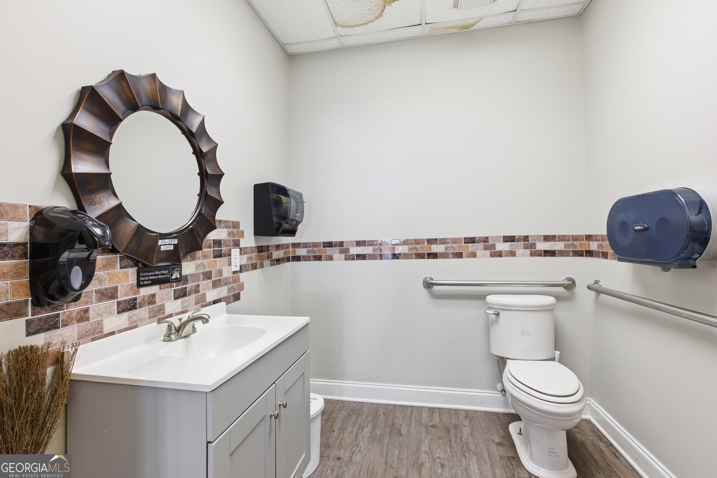 124 Clarkesville Plaza Clarkesville GA 30523