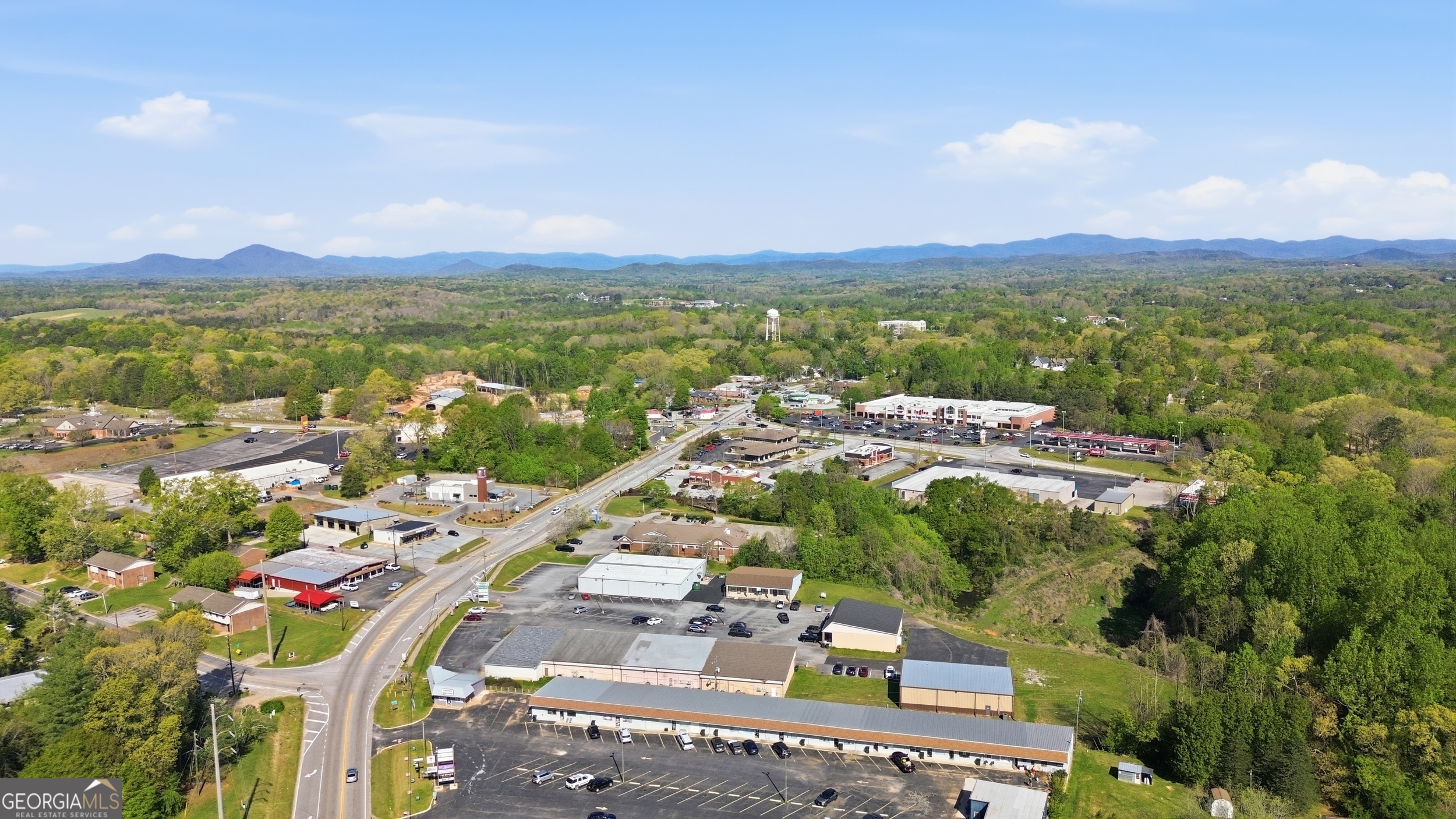 124 Clarkesville Plaza Clarkesville GA 30523