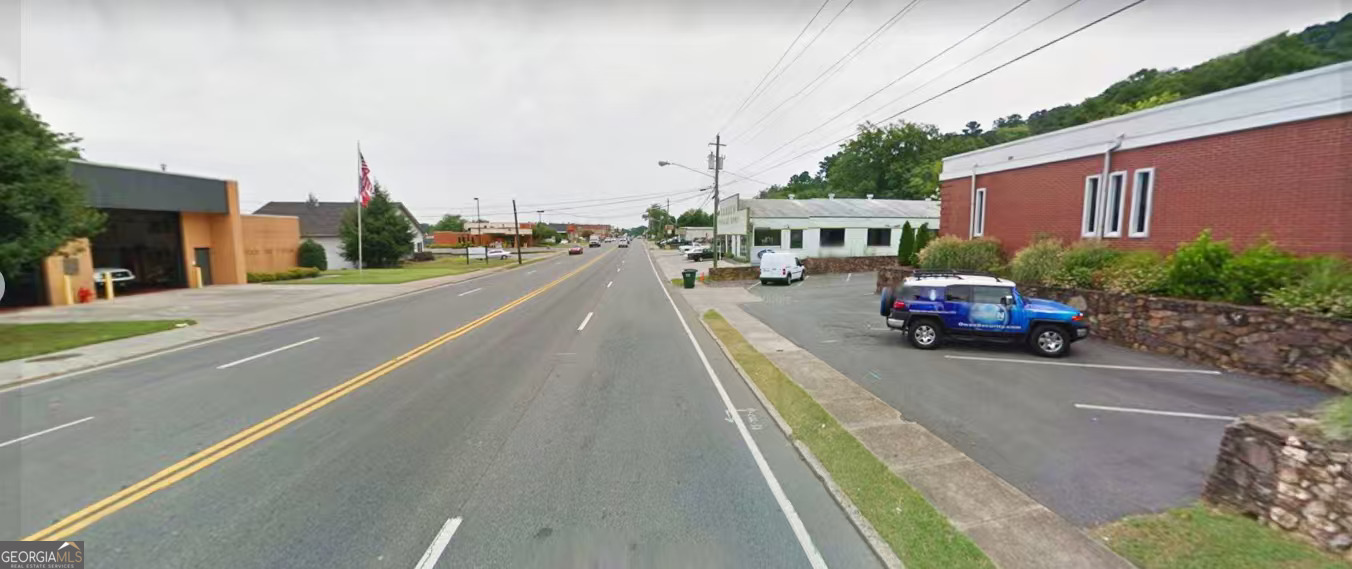330 S Wall Street Calhoun GA 30701