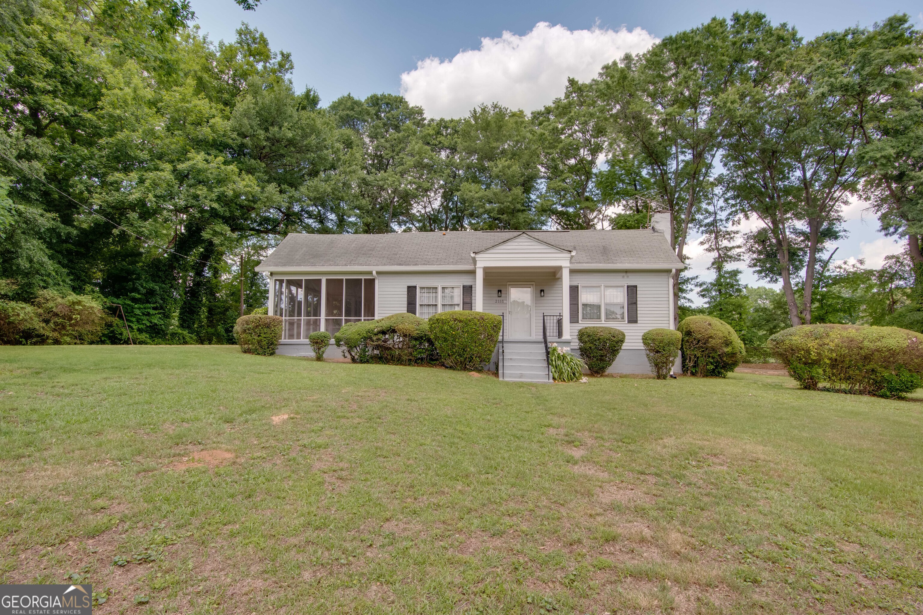 2111 M L King Jr Drive NW Atlanta GA 30310