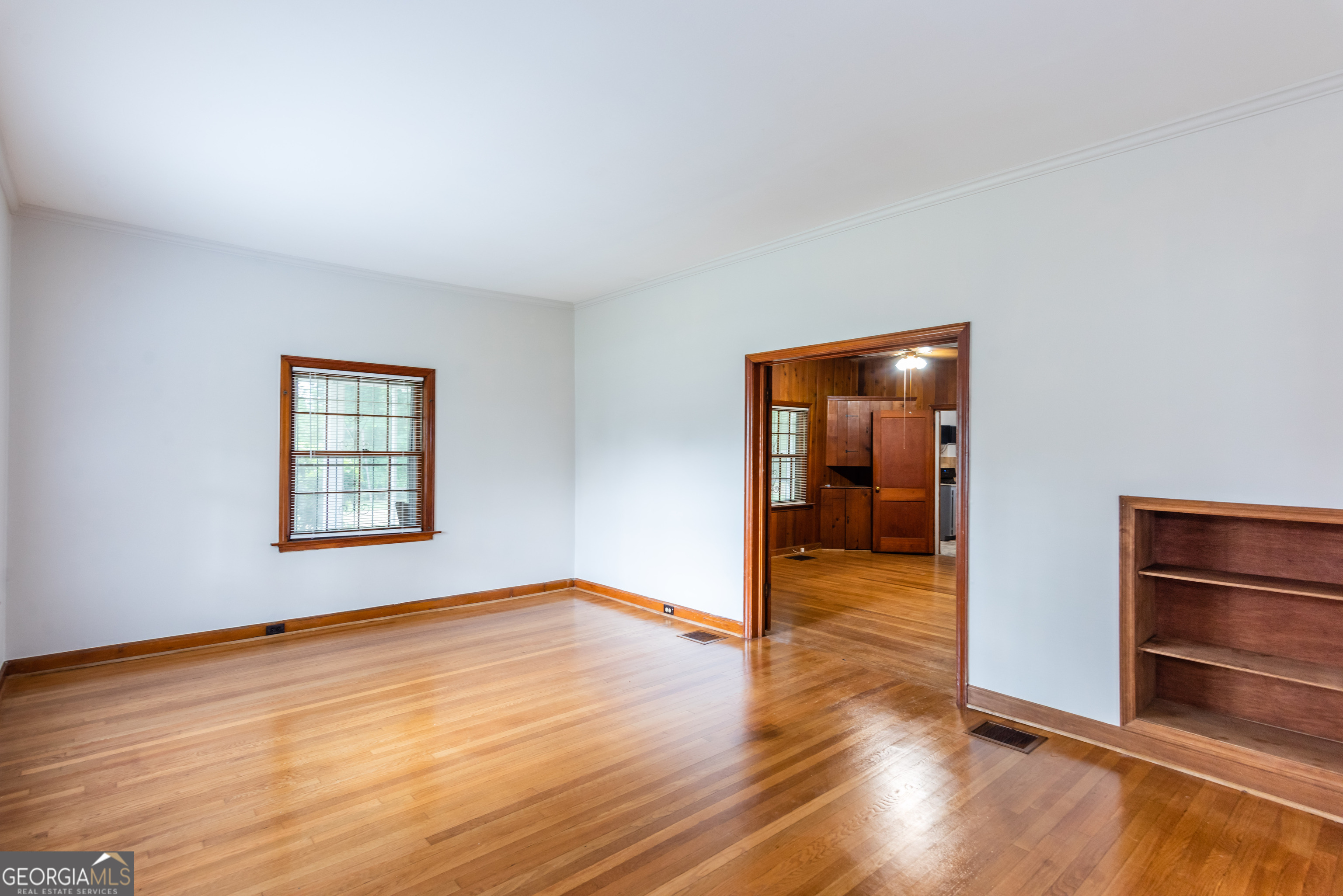 2111 M L King Jr Drive NW Atlanta GA 30310