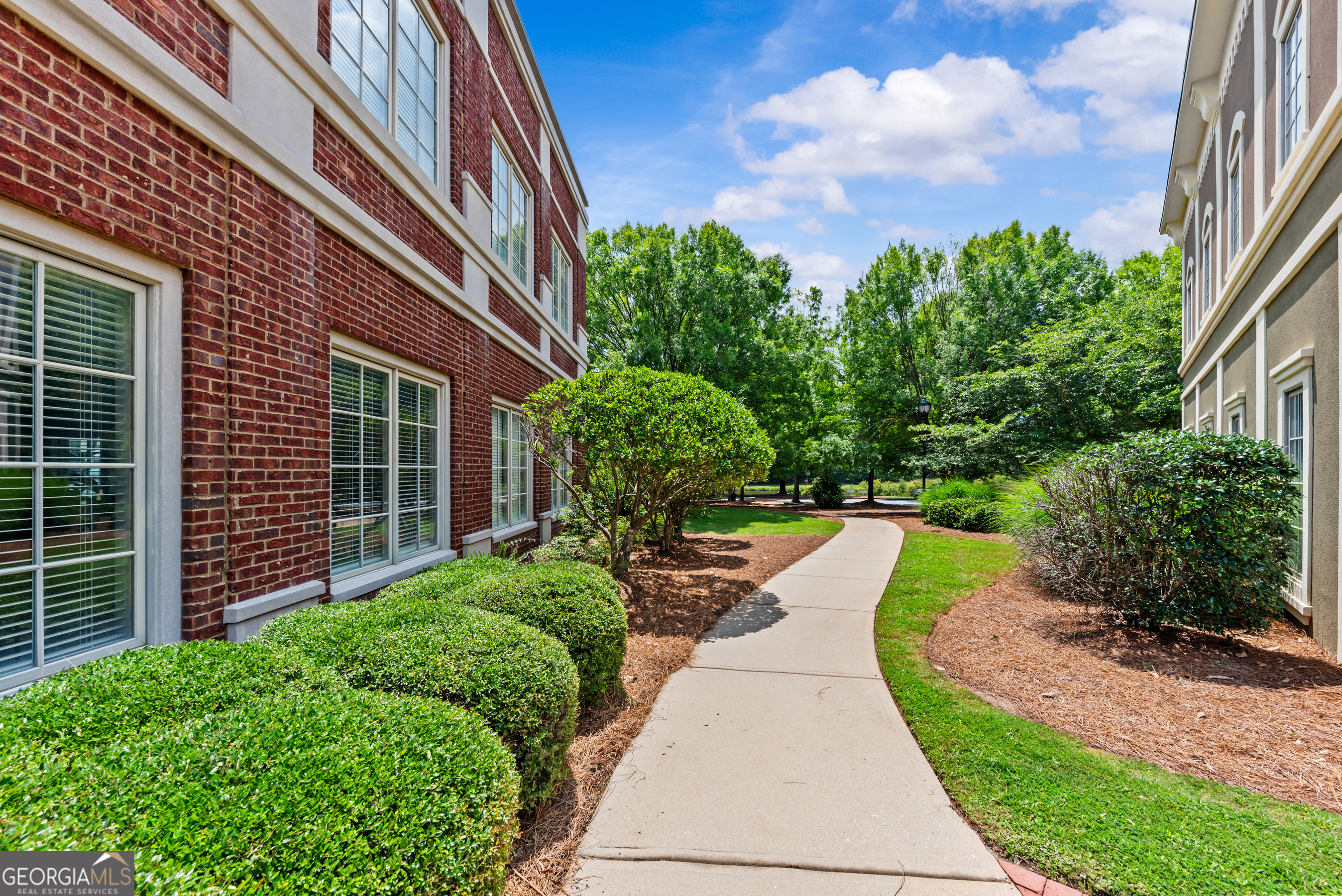 1041 Parkside Commons Greensboro GA 30642