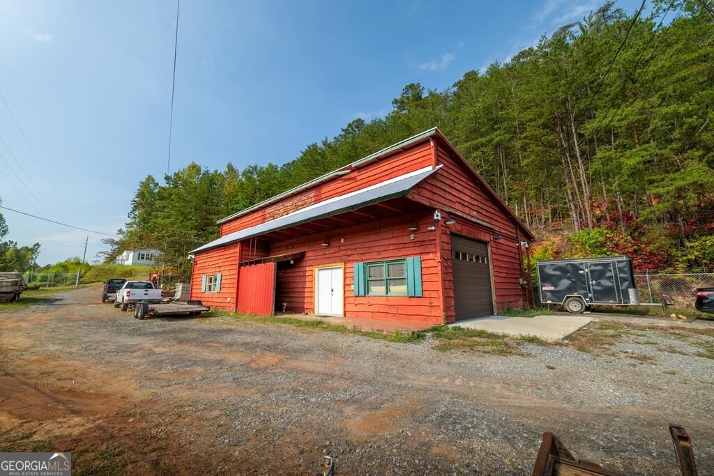 1328 Old Northcutt Road Ellijay GA 30540