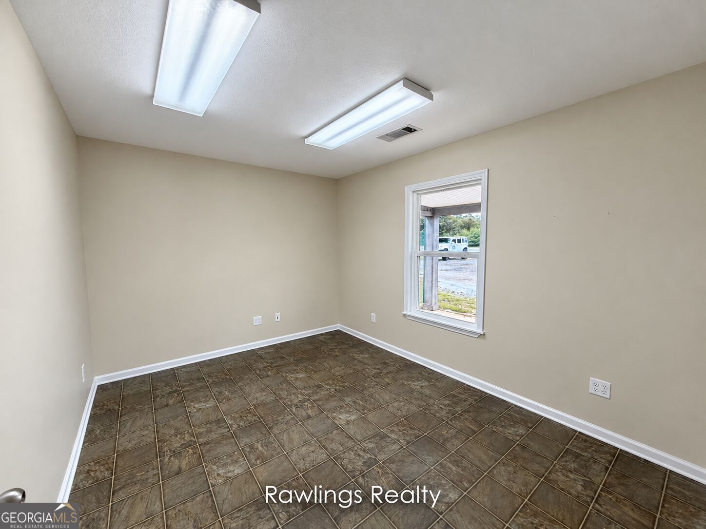 1041 Old Highway 41 Milner GA 30257
