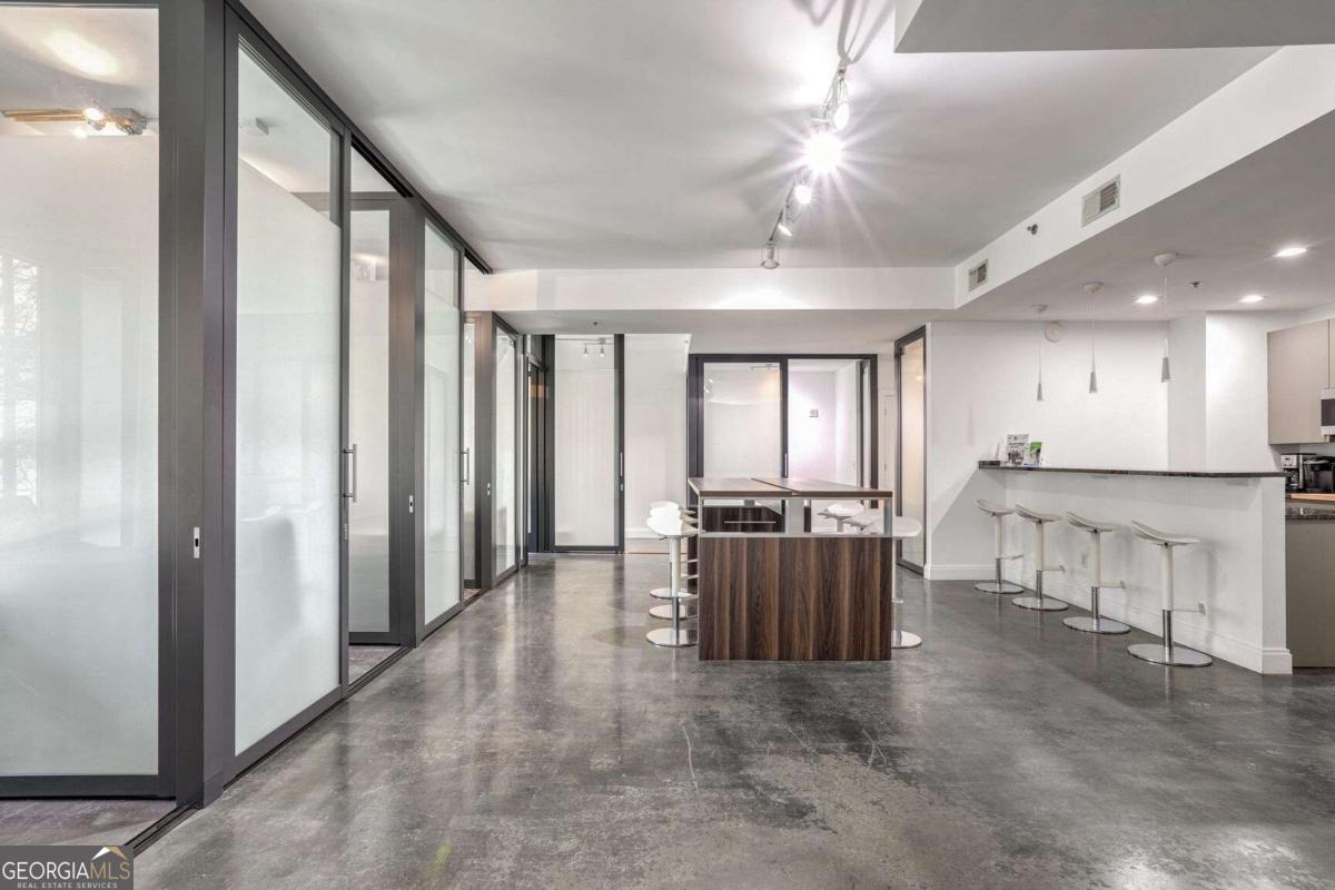 905 Juniper Street NE Atlanta GA 30309