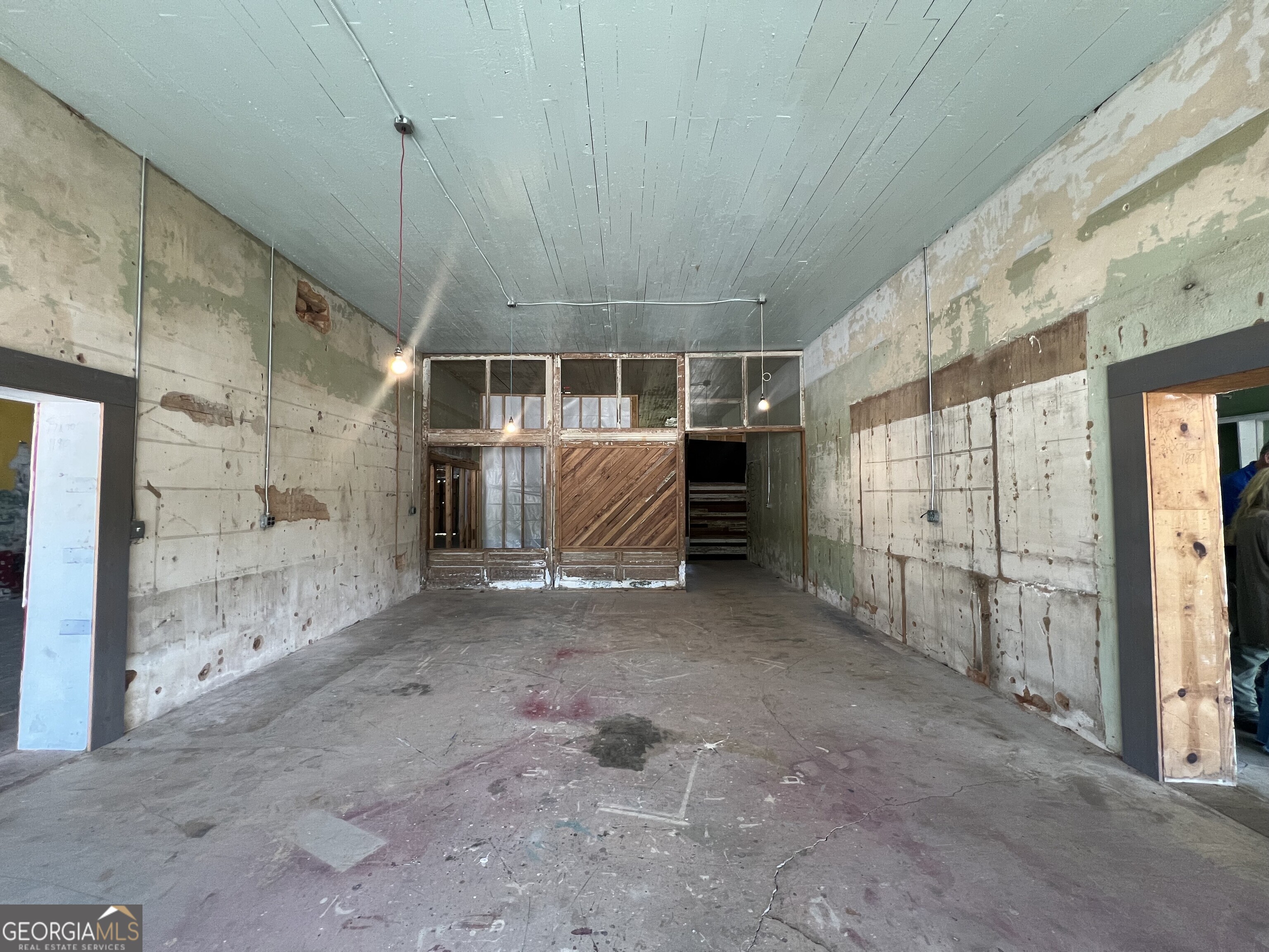 71 E North Avenue Comer GA 30629