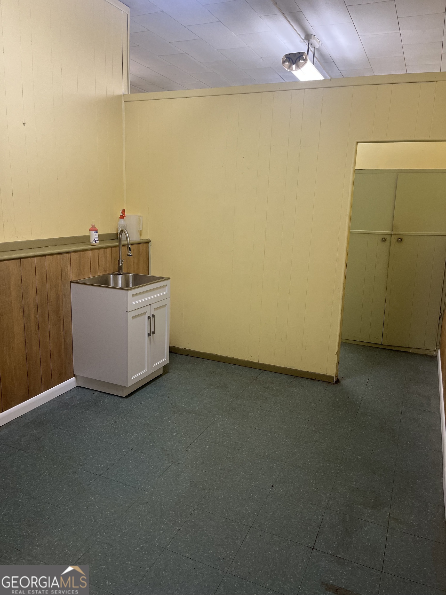 30 3rd Street Jackson GA 30233