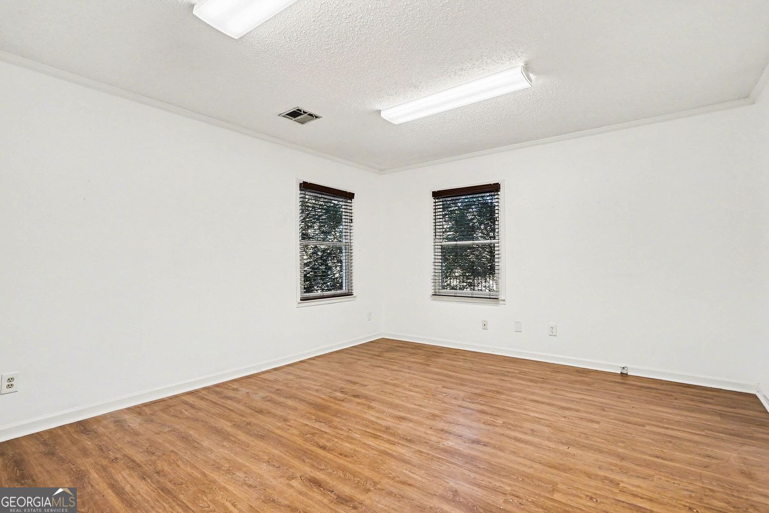 8744 Main Street Woodstock GA 30188