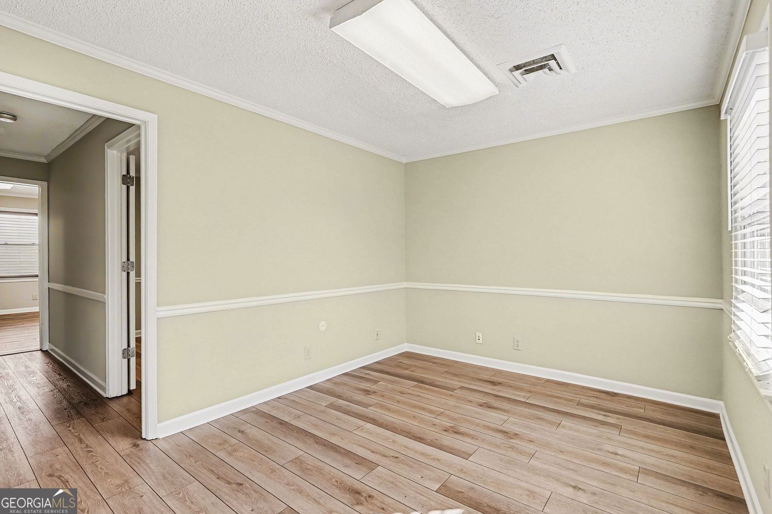8744 Main Street Woodstock GA 30188