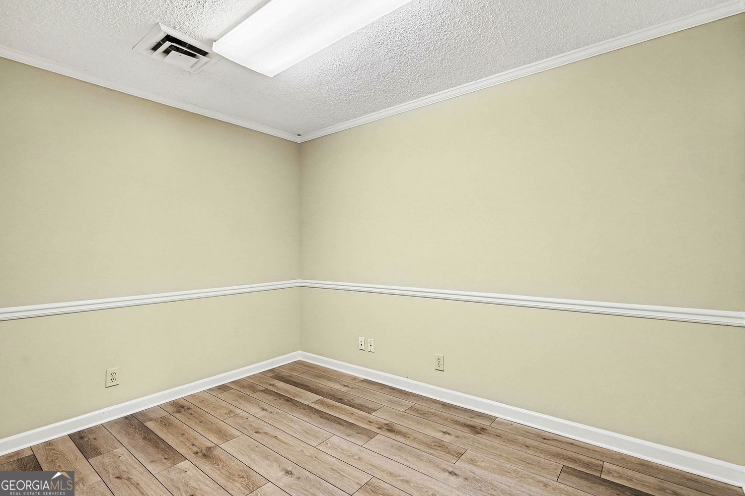 8744 Main Street Woodstock GA 30188
