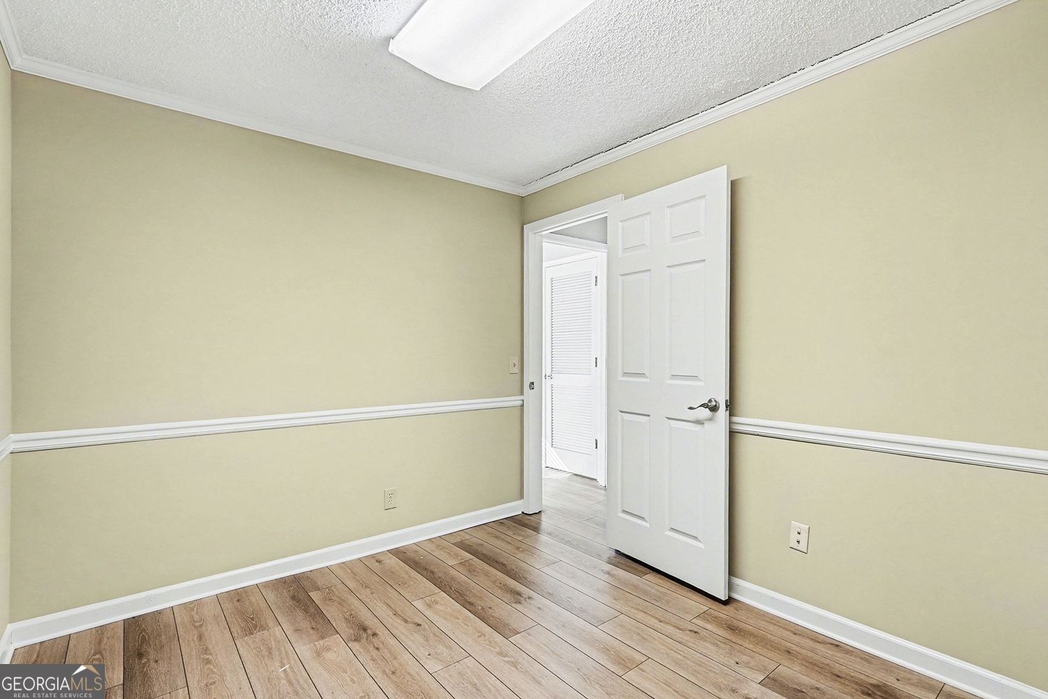 8744 Main Street Woodstock GA 30188