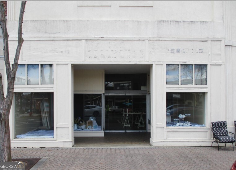135 S Hill Street Griffin GA 30224